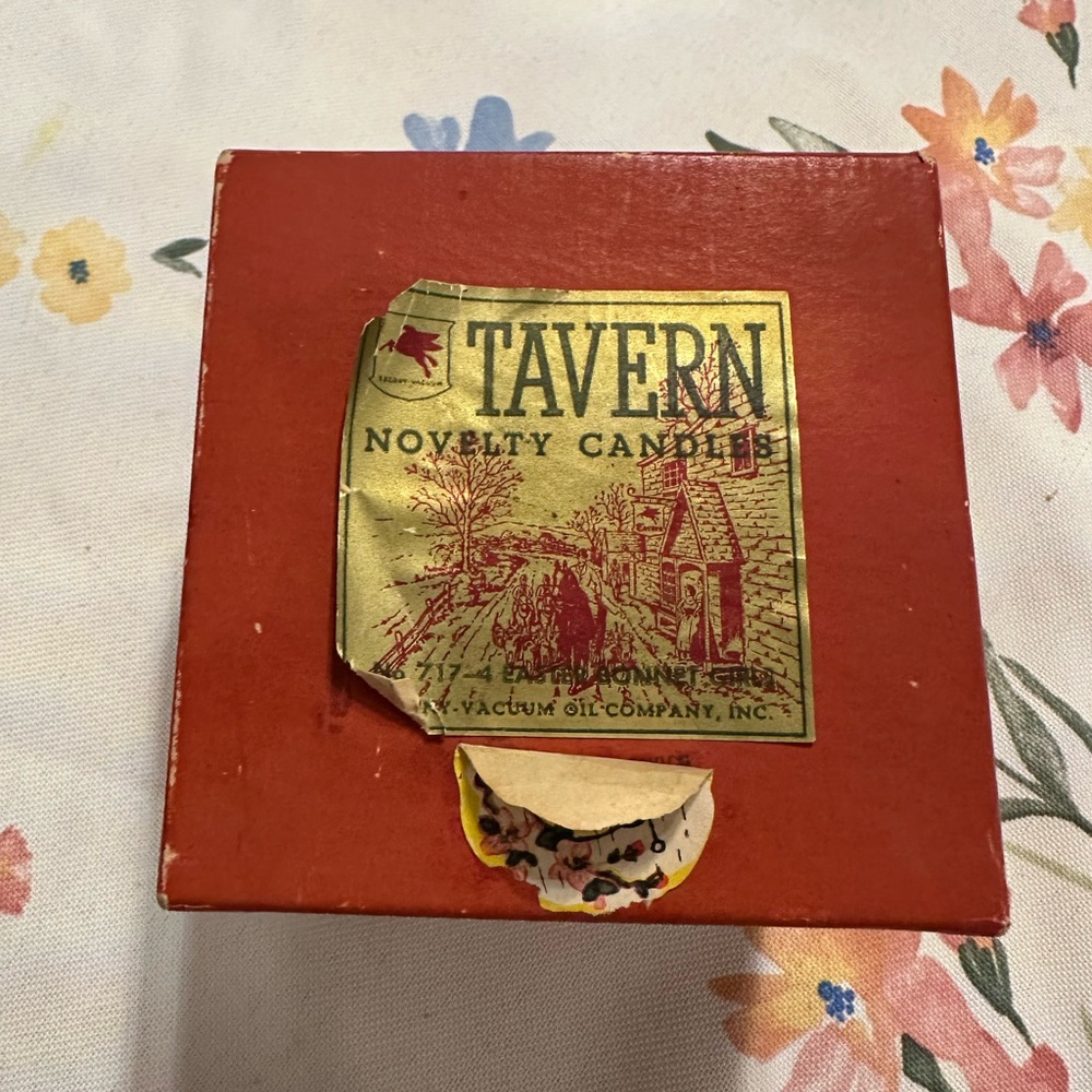 Vintage 1950’s Tavern Novelty Candles in Red Box